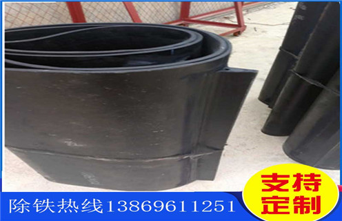 除鐵器皮帶，江蘇除鐵器皮帶可以自己做么怎么調(diào)節(jié)_江蘇除鐵器皮帶可以自己做么跑偏原因及如何調(diào)_刮板價格