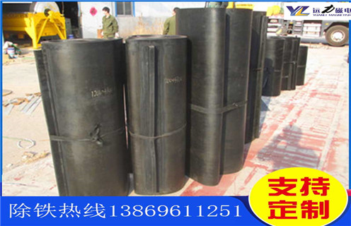 皮帶機(jī)除鐵器，廣東皮帶機(jī)除鐵器運行原理怎么調(diào)節(jié)_廣東皮帶機(jī)除鐵器運行原理跑偏原因及如何調(diào)_刮板價格 