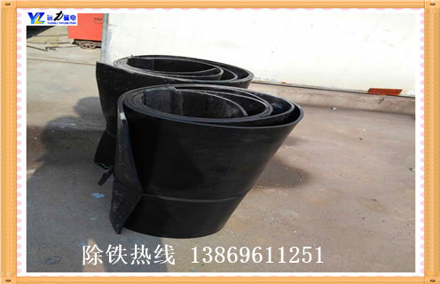 除鐵器皮帶，黑龍江除鐵器皮帶固定調(diào)整方法_黑龍江除鐵器皮帶固定跑偏原因及如何調(diào)_刮板價(jià)格