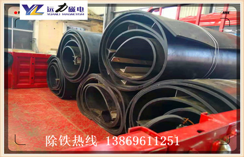 除鐵器皮帶，河北除鐵器皮帶跑偏如何調(diào)_河北除鐵器皮帶跑偏如何調(diào)怎么調(diào)整皮帶原因及如何調(diào)_刮板價格  